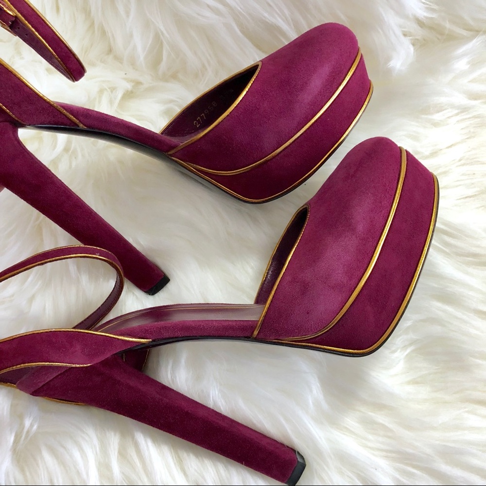 GUCCI Suede Platform Pump Heels with Gold Piping
